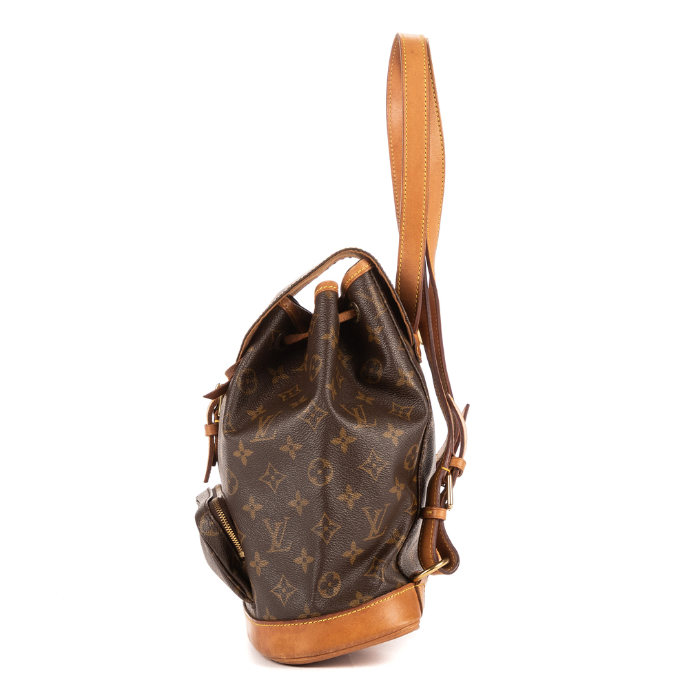 Louis Vuitton Montsouris MM - Picture 3 of 11